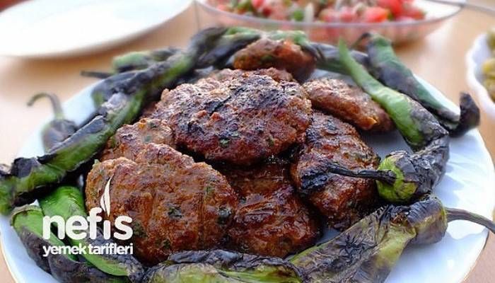 Tamamı Denenmiş, Farklı, Pratik En Lezzetli Köfte Tarifleri