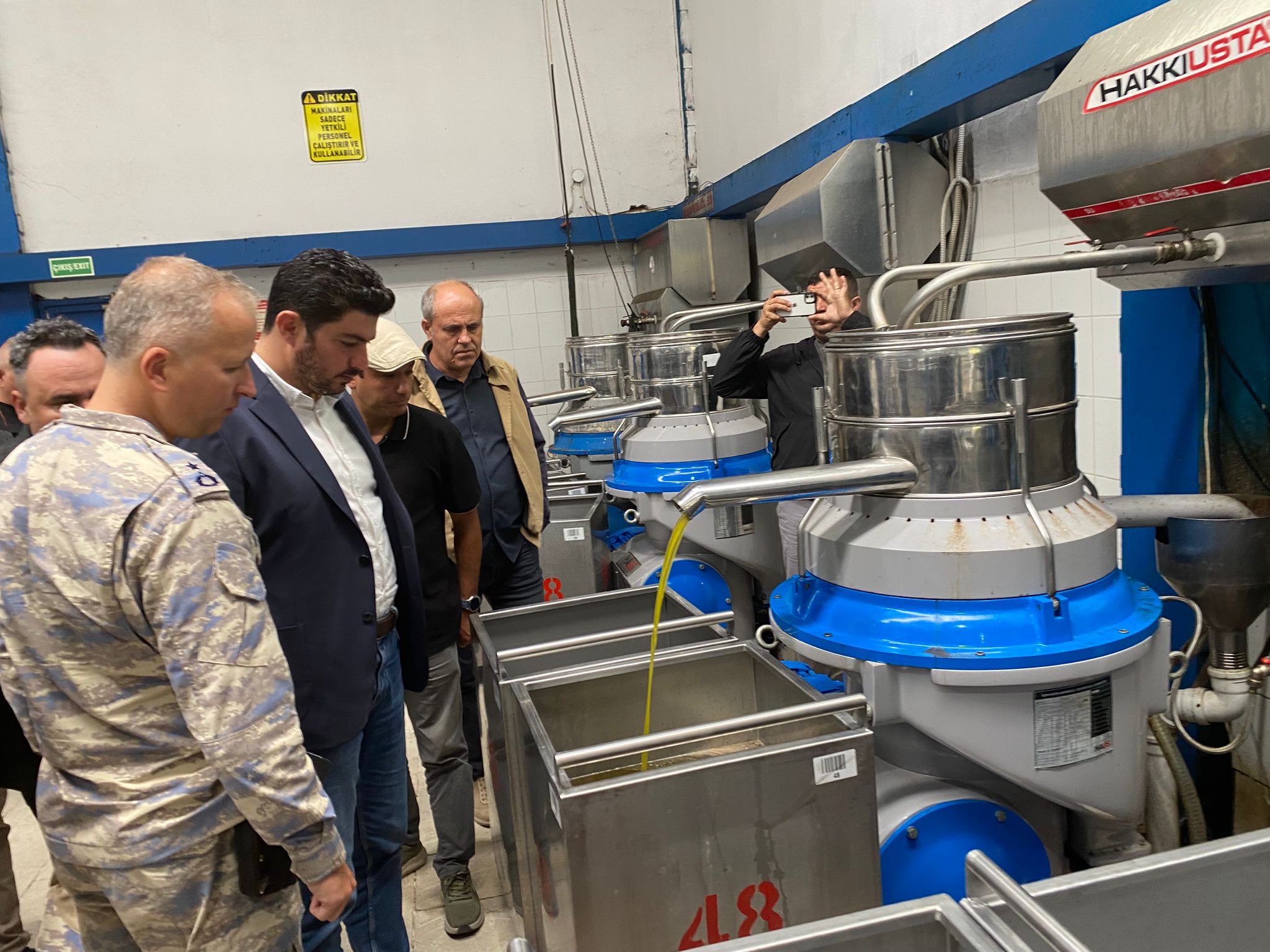 571138093 1402535558425800 7051078903854039999 N