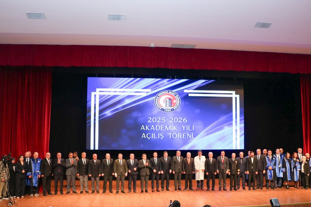 572346708 18532944160045359 4002835766888301184 N