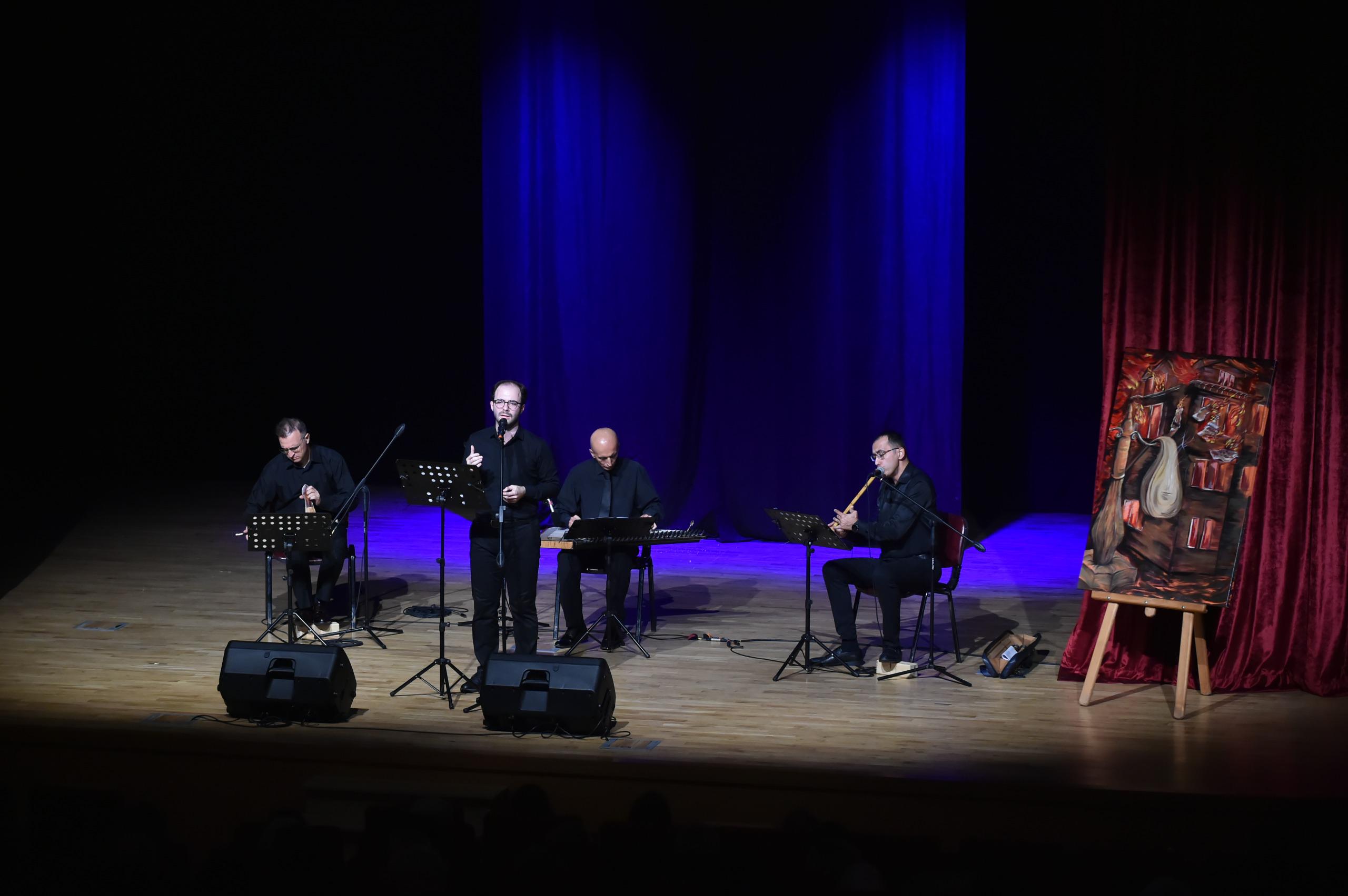 D886A5De C9D5 46F6 Ba71 39Aef4325C67