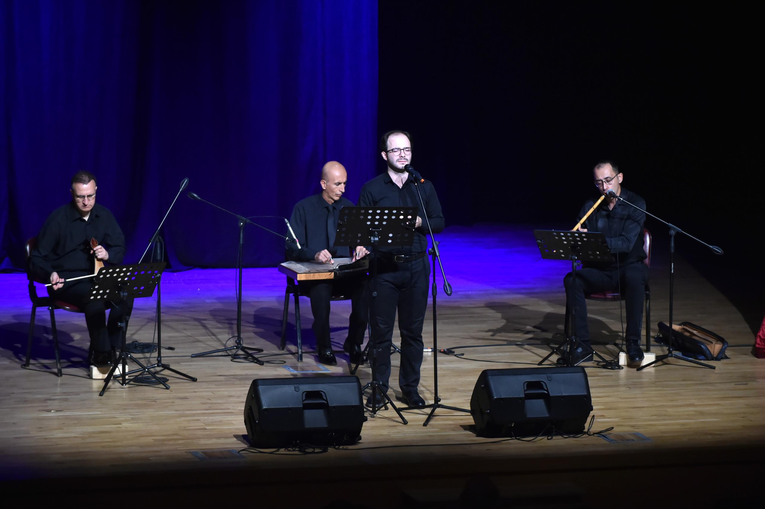 F35F994E 2E75 44C7 B150 E2E93Bca9B6F