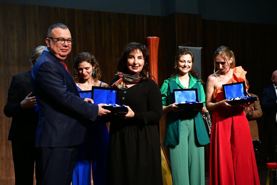 587818222 18315638431247894 5853521886254769575 N