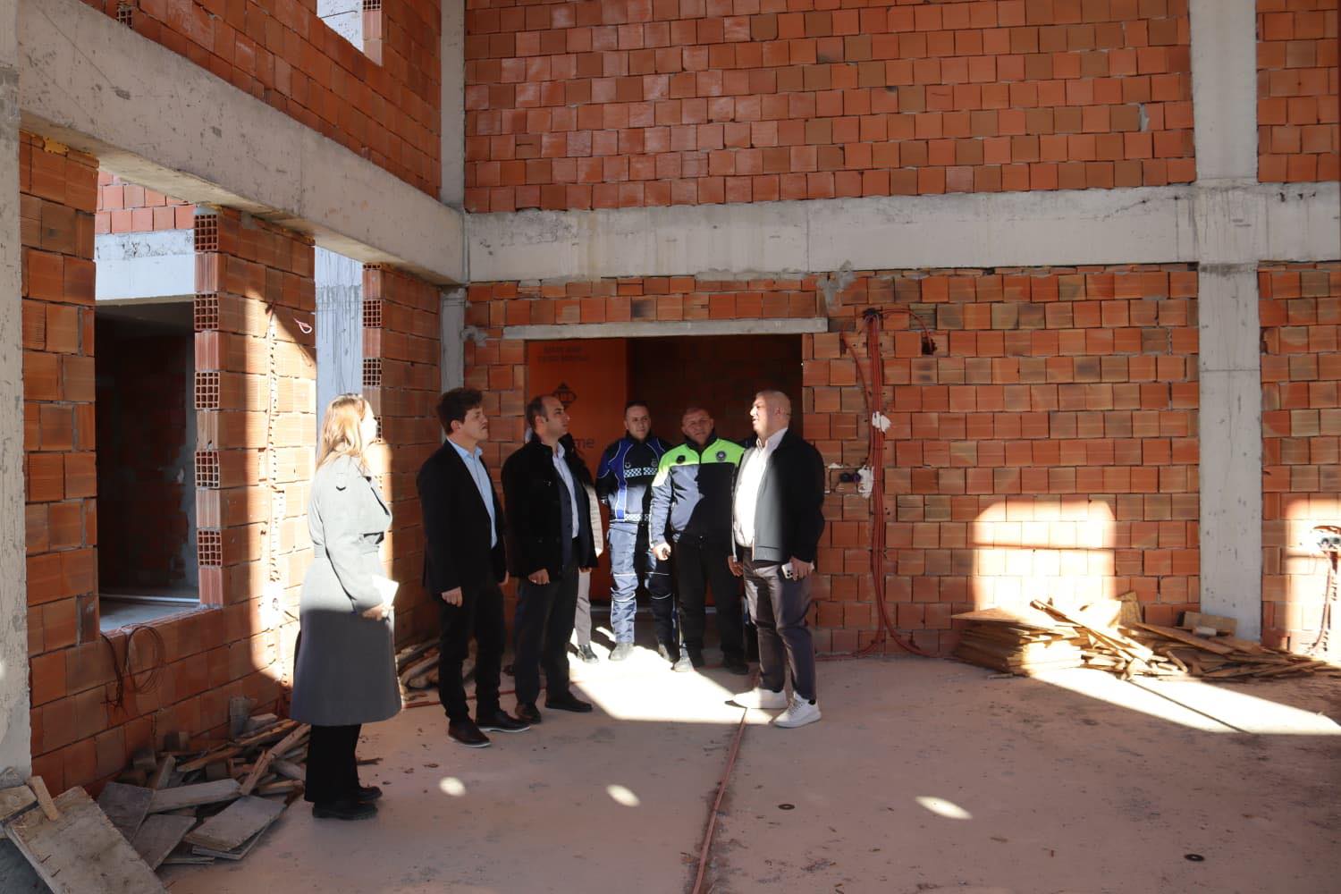 600292567 10240238805857511 4890764630444632541 N