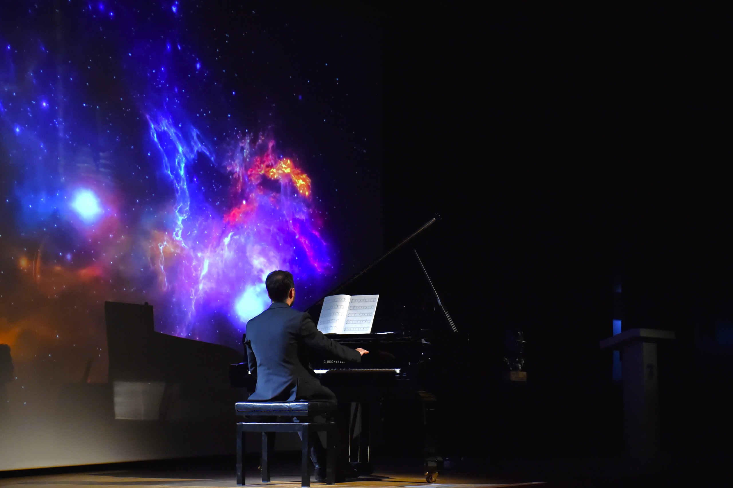 0E0482Cb 1A40 4427 Abe6 6F838470D93A