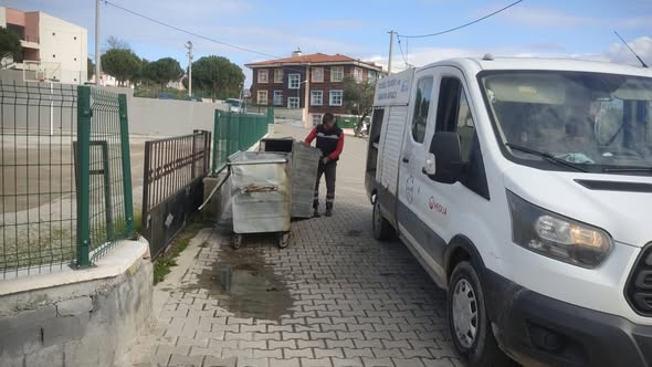 632643652 18322869859247894 4546991985738210891 N