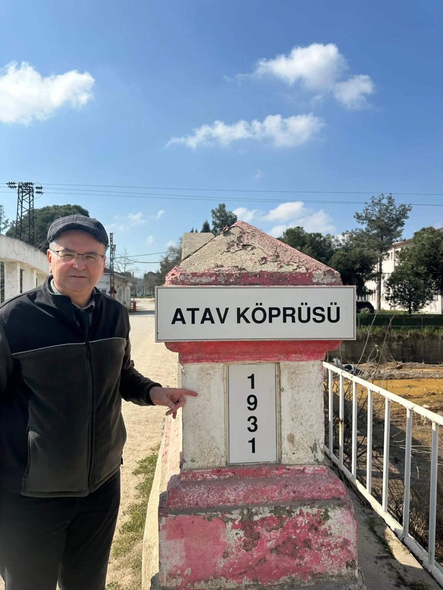 649908944 18579397387039216 6449997316253862451 N