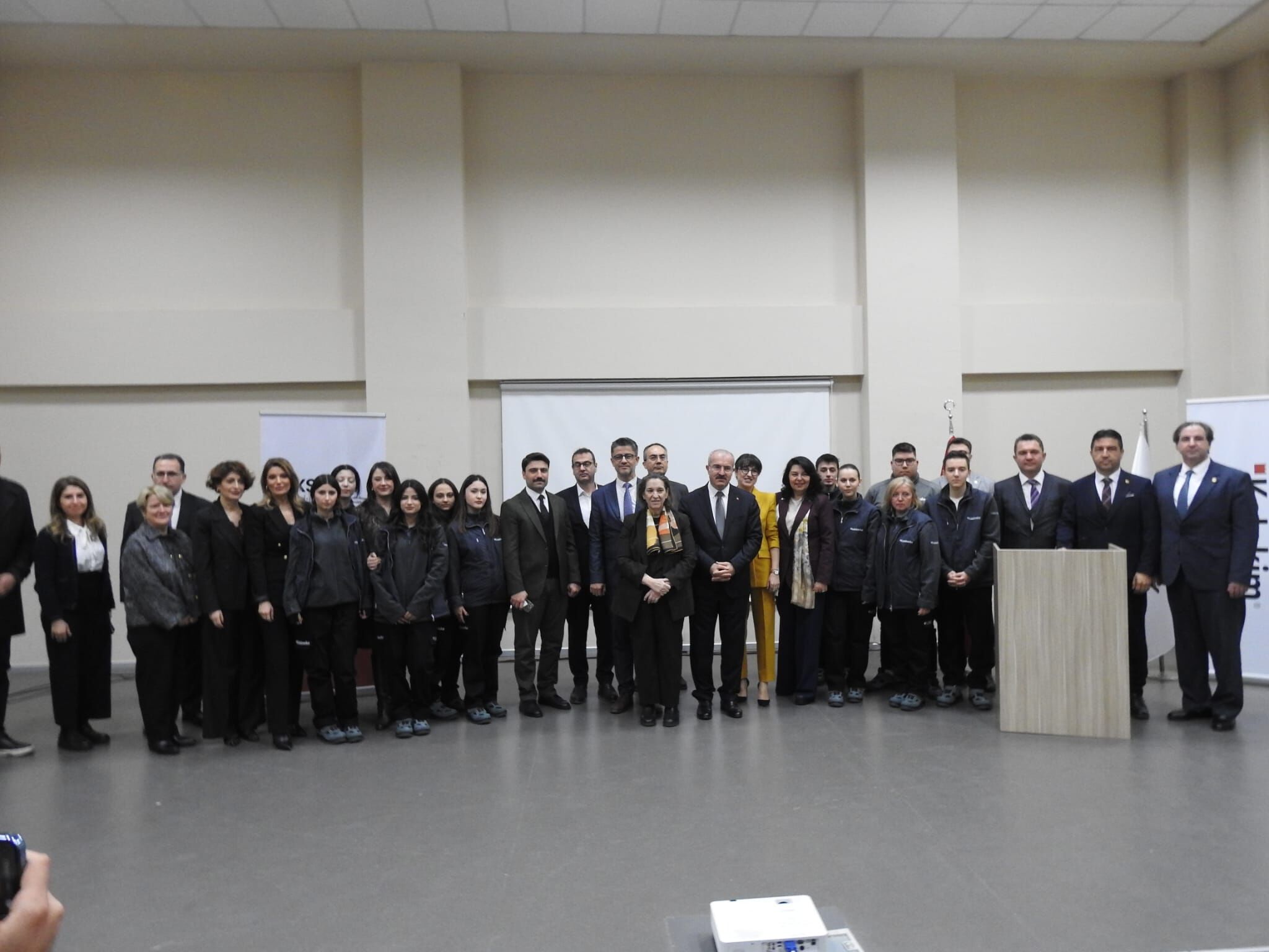 6C26A7A7 7B11 4249 9C88 5E13B58694Ef