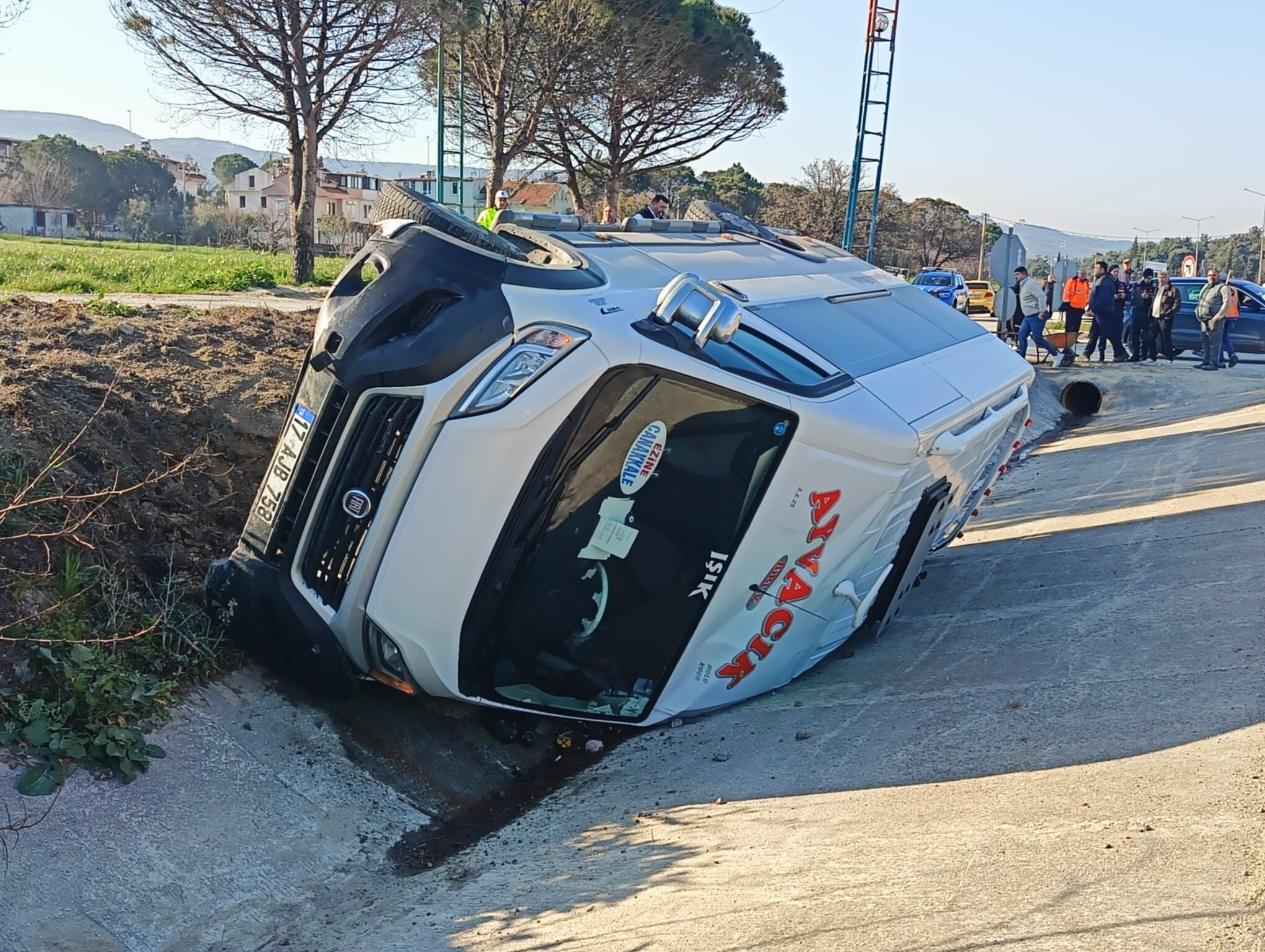 6F784948 B0F8 45Af 8Cf6 3Ce75581A864