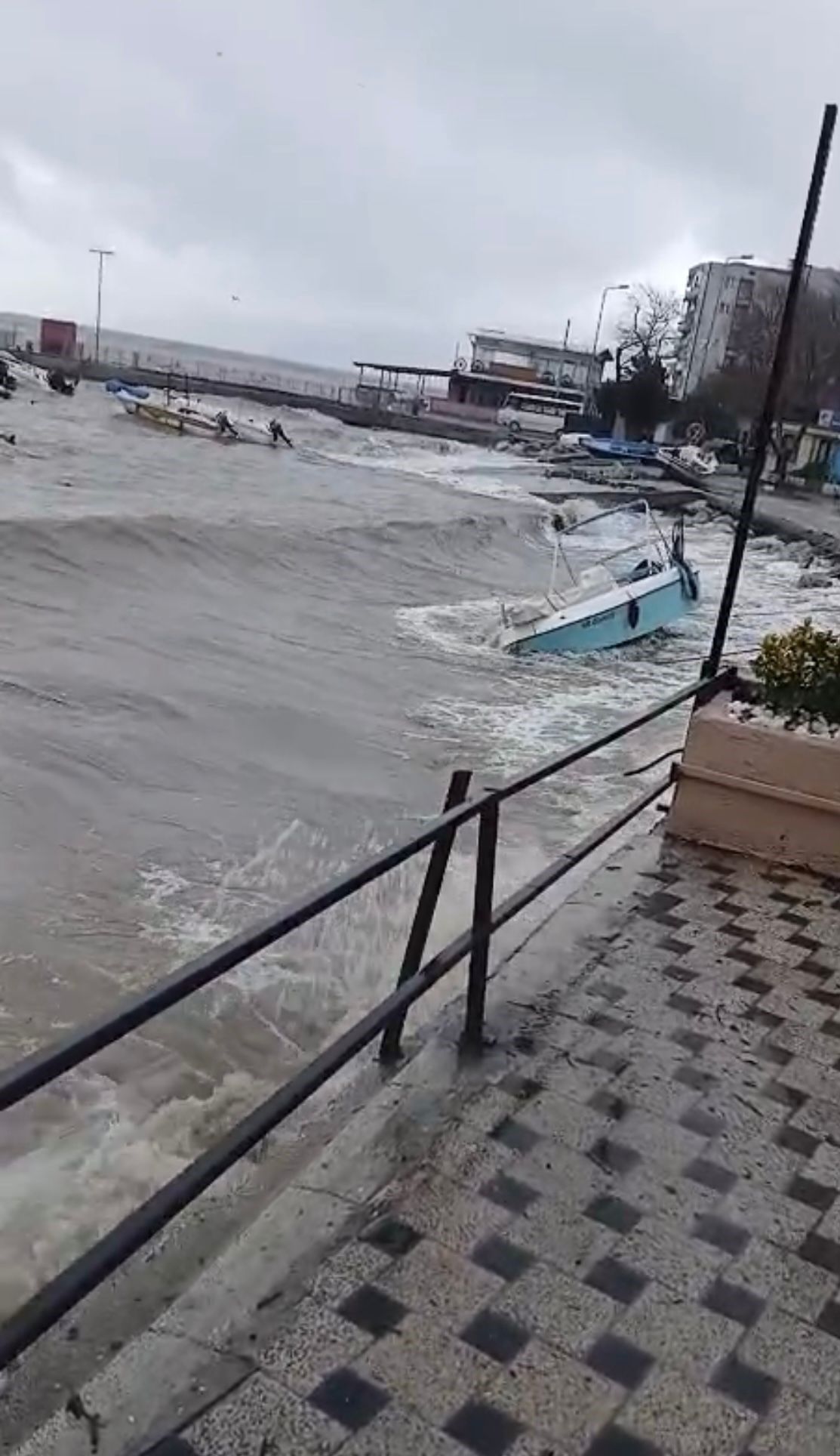 Lodos Fırtınası Gemlik (2)