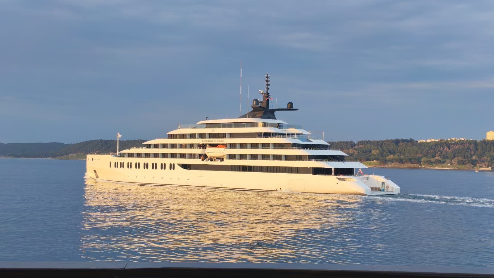 7Dcdd2B8 38Ec 4F30 8Fdb B04Bf869Ba00