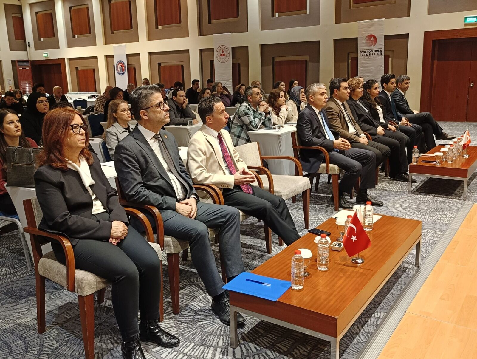 Cf42C8Bd 0717 4B86 Af38 F8263Ce2E0Fe