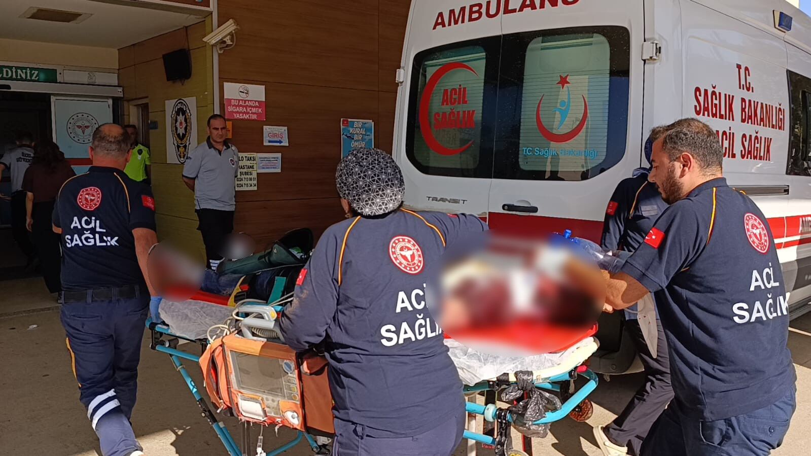 Başı makineye sıkışan işçi kaldırıldığı hastanede hayatını kaybetti (Video)