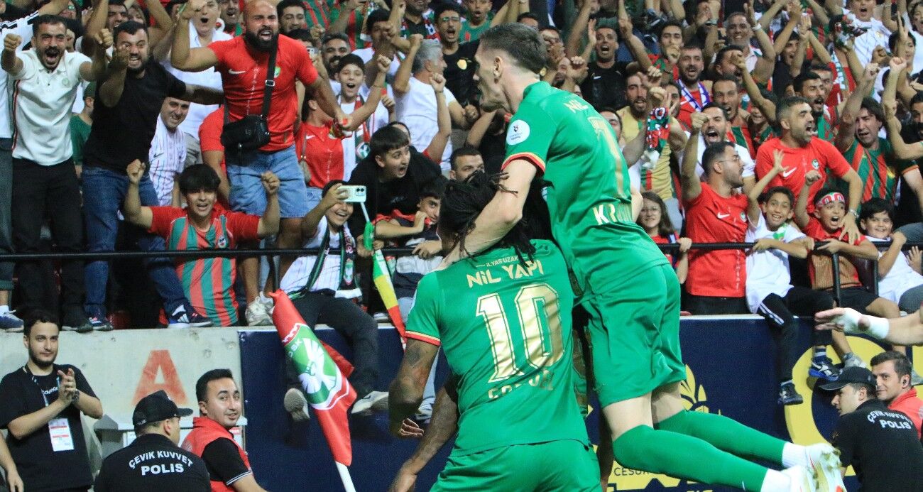 Beşiktaş'a Amed çelmesi! Süper Lig'in yeni lideri oldular