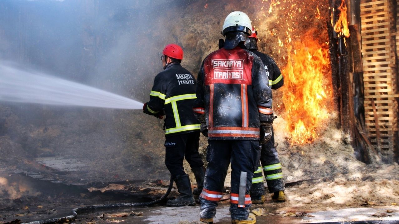 Ahşap atölyesinde korkutan yangın