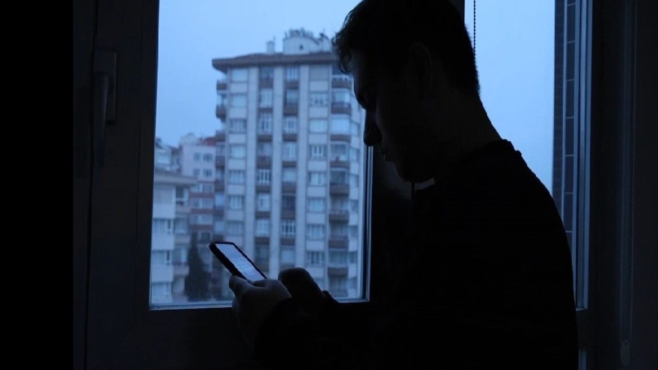 Sessiz salgın ekran bağımlılığı tehdidi büyüyor