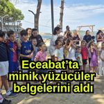 Eceabat’ta minik yüzücüler belgelerini aldı