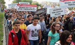 ÇOMÜ öğrenci şenlikleri başladı (VİDEO)