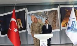 Tümgeneral Okyar, Vali Aktaş’ı Ziyaret Etti