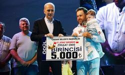 Kurtulmuş, Kiraz Festivali ödül töreni ve Zara konserine katıldı