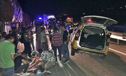 Terhis olan gençler kaza yaptı: 6 yaralı