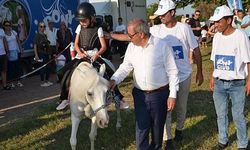 Gelibolu'da çocuklar at binme heyecanı yaşadı