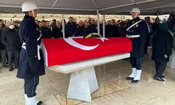 Arıoğlu, son yolculuğuna uğurlandı.
