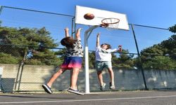 Güzelyalı’ya yeni basketbol sahası