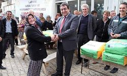 Dumanlı’da süt otu tohumu dağıtımı