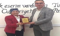 Kepez’de Yılın Annesi Nermin Orhan