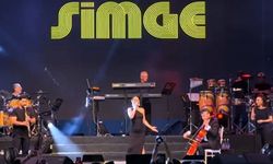 Evreşe Müzik Festivalinde Simge Sağın coşkusu (VİDEO)