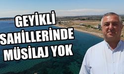 Tatilciler, mavi bayraklı Geyikli sahillerinde deniz, kum ve güneşin tadını çıkarıyor (VİDEO)