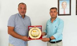 Pehlivan’dan Semizoğlu’na Plaket