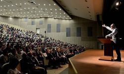 Prof. Dr. Fazlıoğlu ÇOMÜ’de konferans verdi