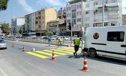 Kara yolunda yaya geçidi işaretleme çalışmaları