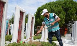 Şehitler Abidesi ve 57. Alay Şehitliğinde 15 Temmuz temizliği