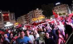 Çanakkale'de Sağlık Çalışanları Demokrasi Nöbetinde