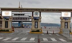 Kuzey Ege ve Güney Marmara'da feribot seferlerine fırtına engeli