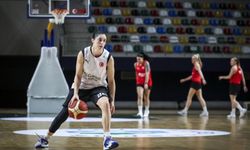 A Milli Kadın Basketbol Takımı, Slovakya maçına hazırlanıyor