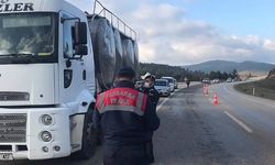 Yenice ilçe jandarma ekiplerinden trafik denetimi