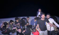 Çanakkale açıklarında 18 kaçak göçmen kurtarıldı