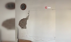 Çanakkale'de depremin ardından bazı evlerde çatlaklar oluştu