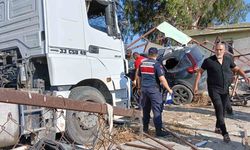 Trafik kazasında 1 ölü, 6 yaralı