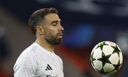 Real Madrid, sezonu kapatan Carvajal'ın sözleşmesini uzattı