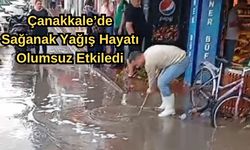 Sağanak yağış hayatı olumsuz etkiledi (VİDEO)