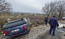 Trafik kazasında araç ters döndü, 1 ölü