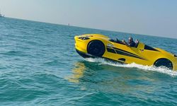 Ferrari görünümlü jet ski dikkat çekti (VİDEO)