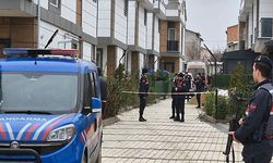 Villada cansız bedenleri bulundu