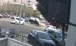 Elektrikli otomobilin takla attığı anlar kamerada (Video)