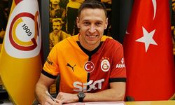 Przemyslaw Frankowski resmen Galatasaray'da