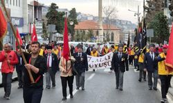 Tekirdağ'dan Çanakkale'ye yürüyorlar (VİDEO)